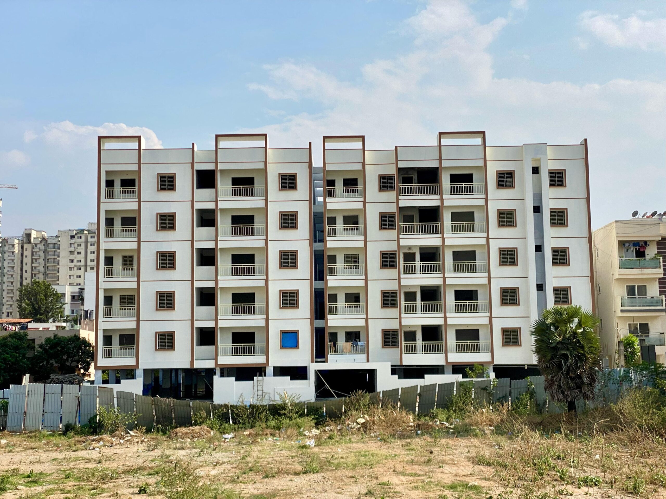 Ready-to-Move in Luxury Apartments 2 & 3BHK For Sale in KPL SAURABHA